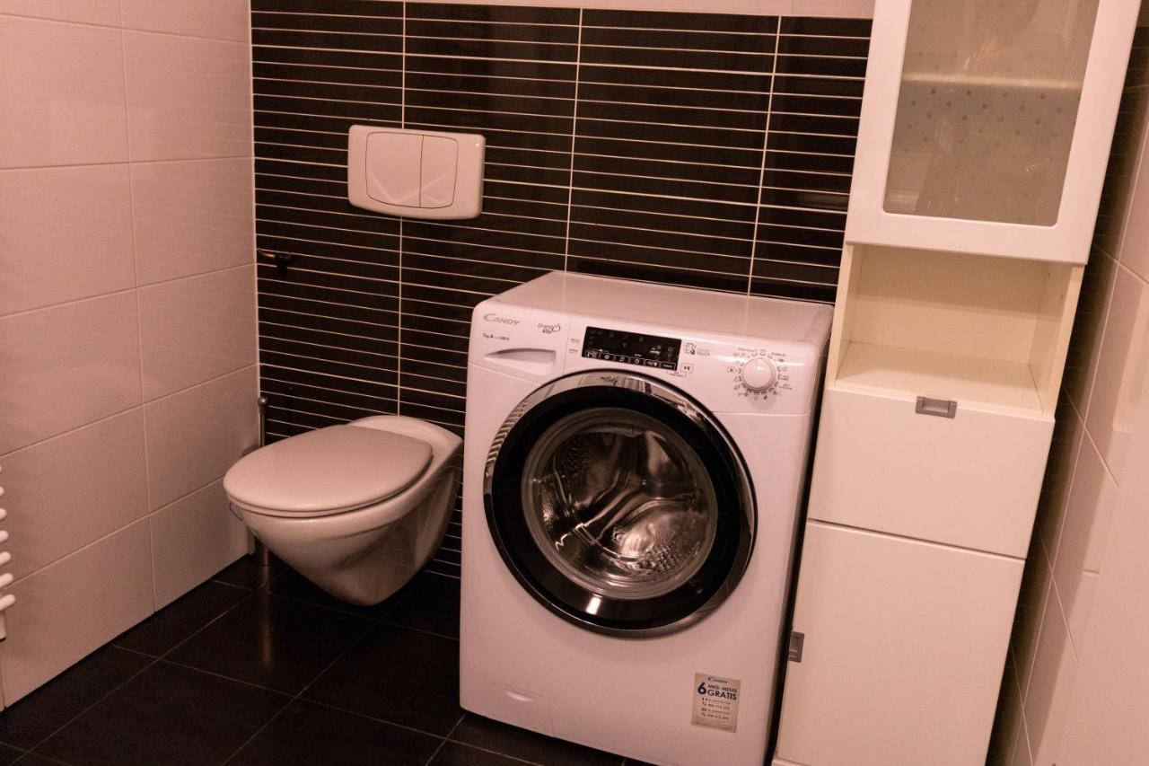 Apartment Ema โคเปร์ ภายนอก รูปภาพ